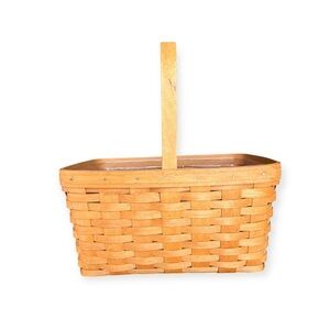 🌻Vintage Longaberger Basket with book "At Home With the Longabergers"